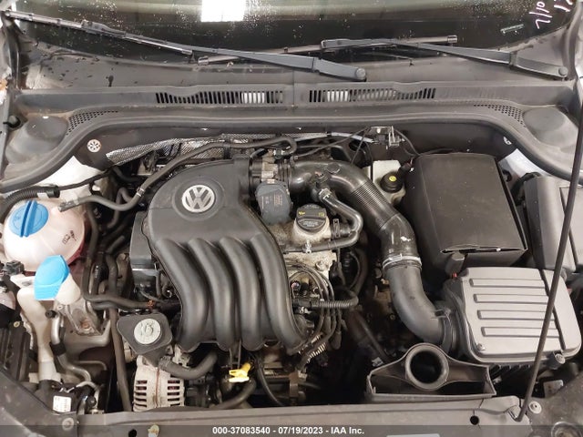 3VW2K7AJ5FM294419 Volkswagen Jetta Sedan 2.0l S W/technology