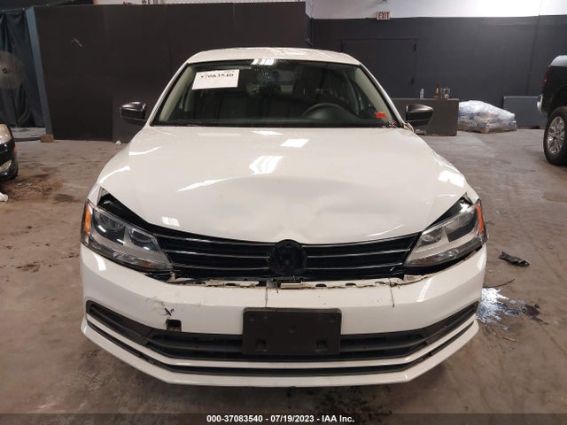 3VW2K7AJ5FM294419 Volkswagen Jetta Sedan 2.0l S W/technology