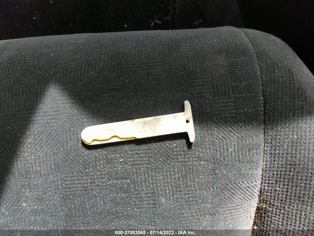 2004 HONDA ACCORD SDN EX VIN: 1HGCM56684A047322