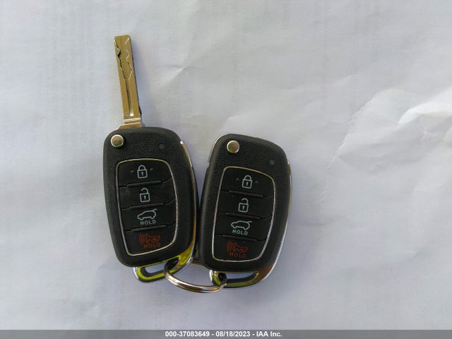 Hyundai TUCSON SE 2017 KM8J33A48HU446492 Image 3
