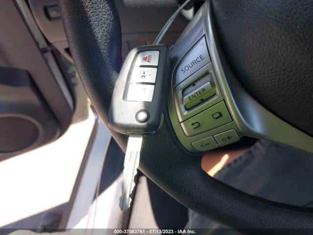 KNMAT2MV7GP661622 Nissan ROGUE S