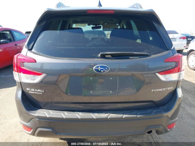 JF2SKAJC9LH418226 Subaru Forester Premium