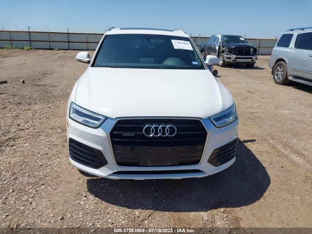 WA1GCCFS3HR006506 Audi Q3 Prestige