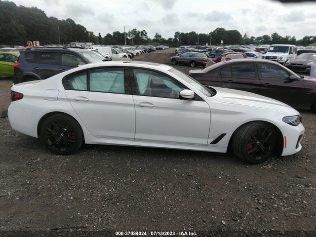 BMW 540i Xdrive 2022 WBA73BJ02NWX72016 Image 13