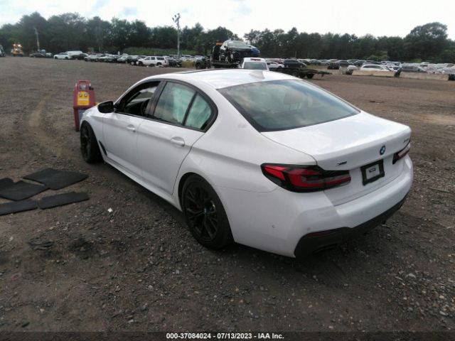 2022 BMW 540I WBA73BJ02NWX72016 Photo 2
