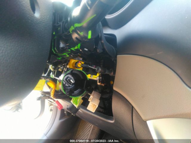 KNADM5A37E6406225 KIA RIO LX