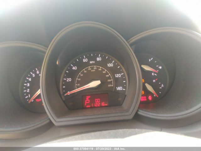 KNADM5A37E6406225 KIA RIO LX