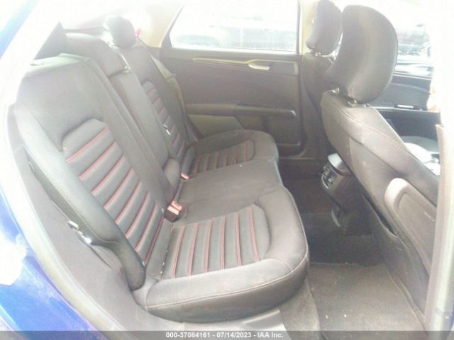 3FA6P0HD7GR102800 Ford FUSION SE