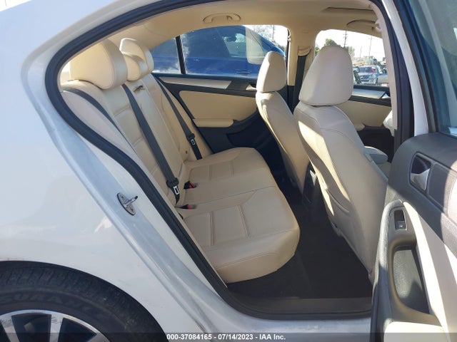 3VWDB7AJ2JM255921 Volkswagen Jetta 1.4t