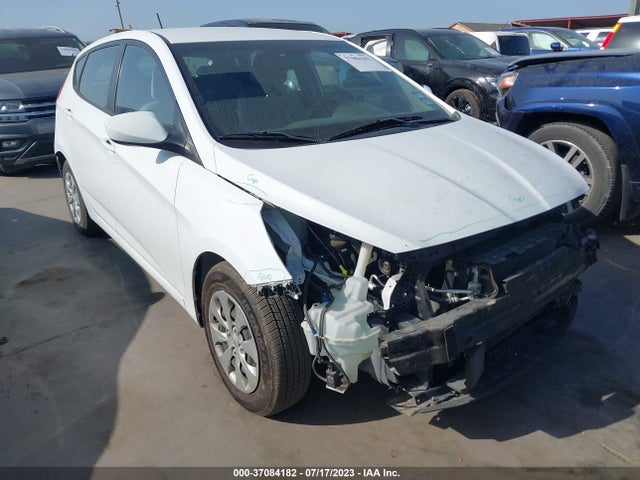 Hyundai ACCENT SE 2017 KMHCT5AE1HU313067 Image 1