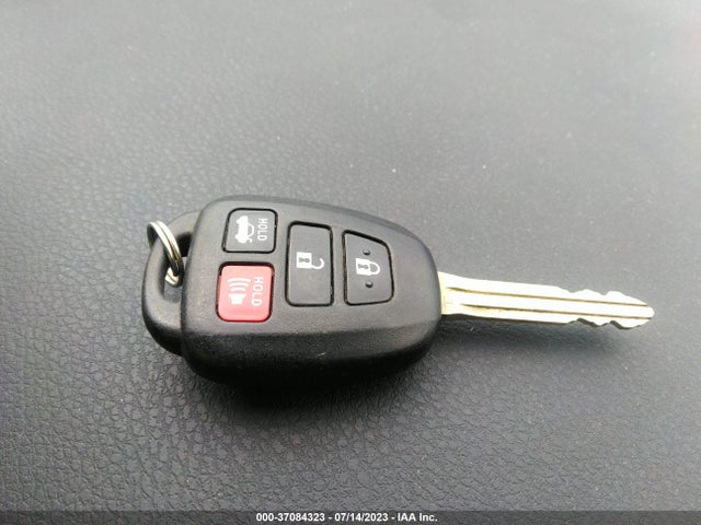 Toyota Corolla L/le/s/s Plus/le Plus 2016 5YFBURHE6GP540633 Image 3