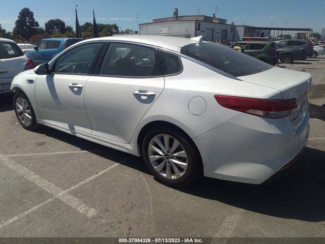 37084326 :رقم المزاد ، 5XXGU4L34JG196931 vin ، 2018 Kia Optima Ex مزاد بيع