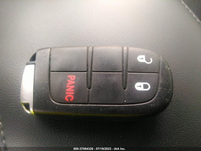 1C4RJEAG7KC850819 Jeep Grand Cherokee Laredo E