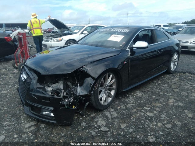 WAUCGAFR9EA043464 Audi S5 Premium Plus