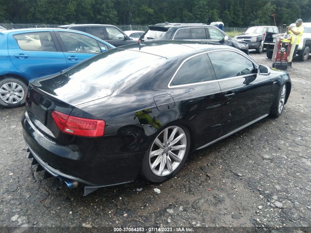 WAUCGAFR9EA043464 Audi S5 Premium Plus