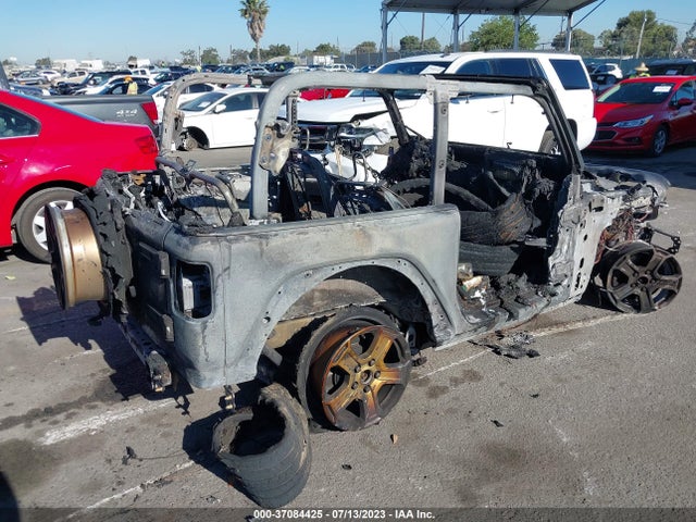 1C4GJXAN1JW230160 Jeep Wrangler Sport S