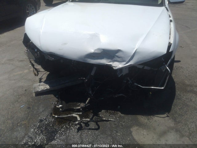 WAUBFAFL2GN015026 Audi A4 PREMIUM