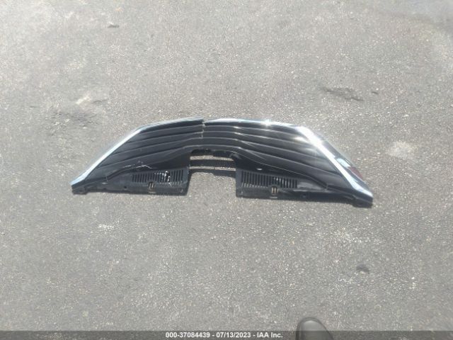 5TDKK3DC9ES433880 Toyota SIENNA LE