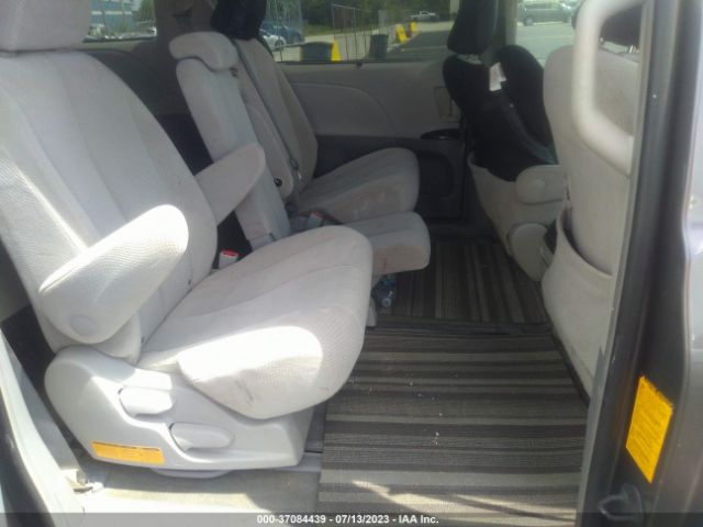 5TDKK3DC9ES433880 Toyota SIENNA LE