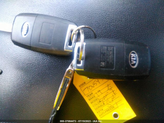 5XYPG4A33KG531801 KIA SORENTO L