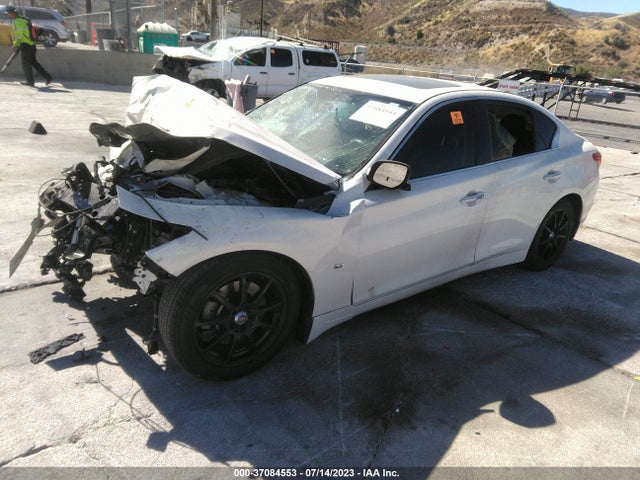 JN1BV7AP4FM355367 Infiniti Q50 Premium