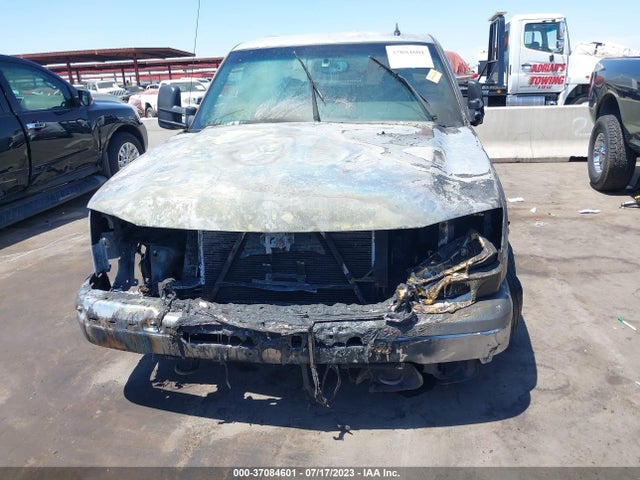 2006 CHEVROLET SILVERADO 1500 LT2 VIN: 2GCEC13T561222507