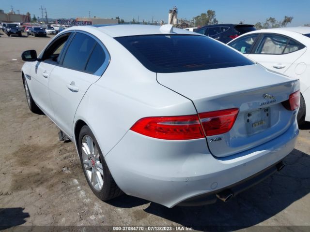 SAJAD4BG4HA961945 Jaguar Xe 25t Premium