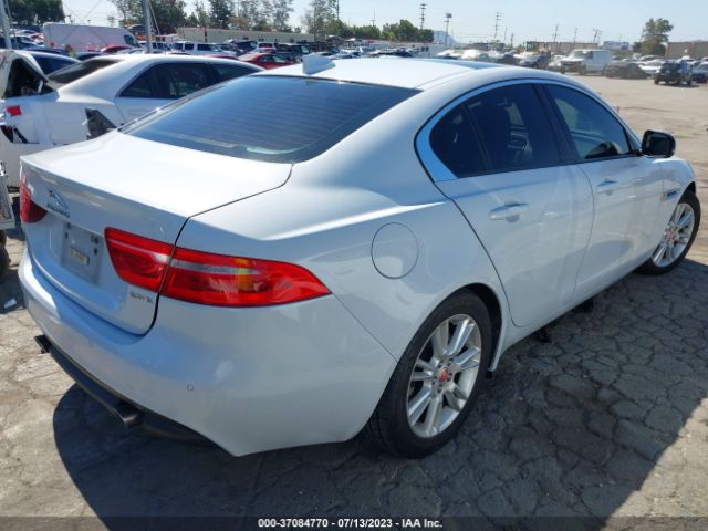 SAJAD4BG4HA961945 Jaguar Xe 25t Premium