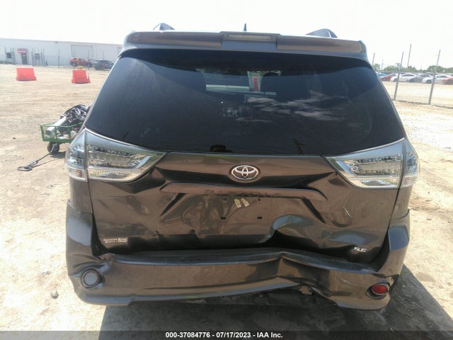 Toyota SIENNA SE 2019 5TDXZ3DC0KS983627 Image 12