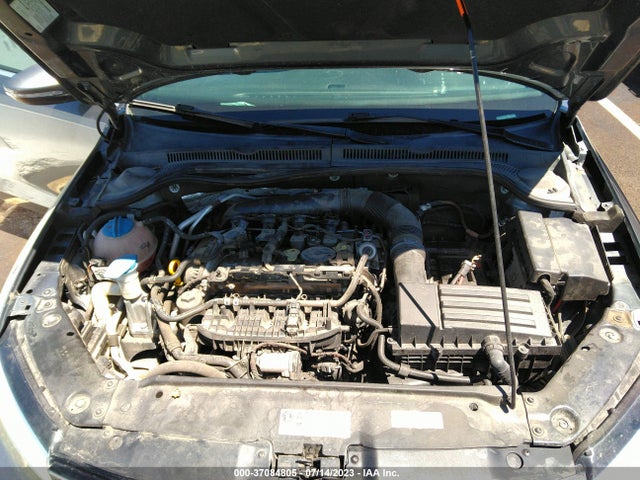3VW5T7AJ6EM397485 Volkswagen Jetta Sedan Gli