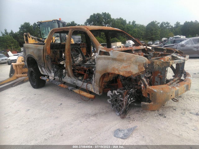 2021 CHEVROLET SILVERADO 1500 1GCUYEED0MZ200302 Photo 0