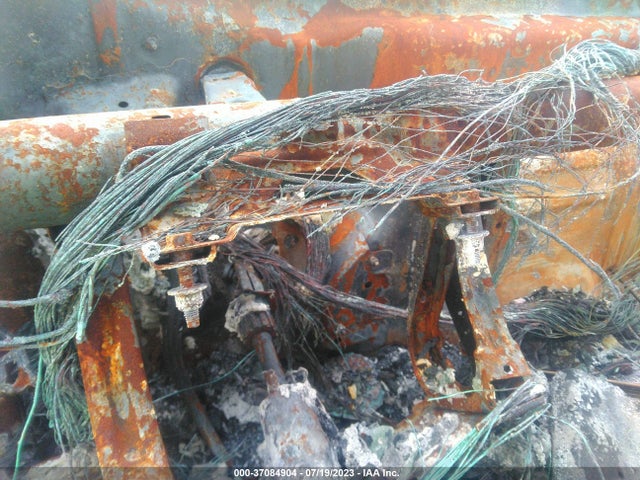 2021 CHEVROLET SILVERADO 1500 1GCUYEED0MZ200302 Photo 6