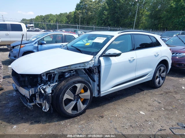 WA1LAAGE7PB003441 Audi E-tron Premium Plus