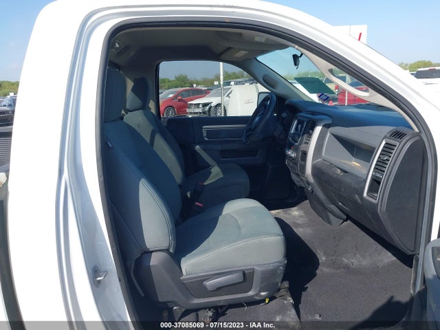 3C6JR6DT9EG135084 RAM 1500