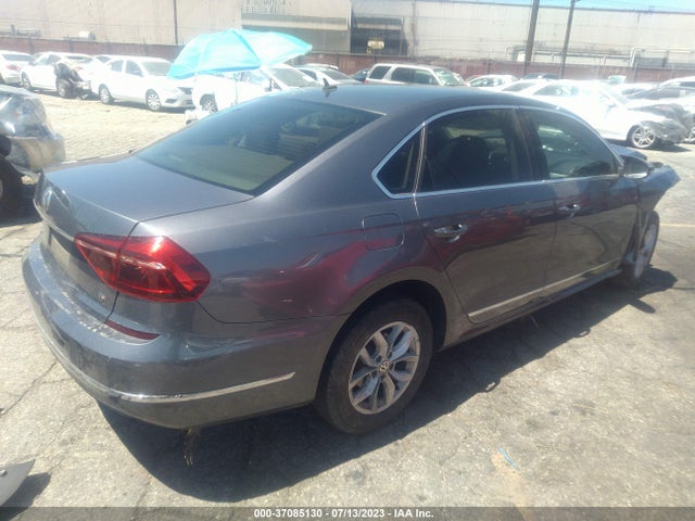1VWAT7A37HC024347 Volkswagen Passat 1.8t S