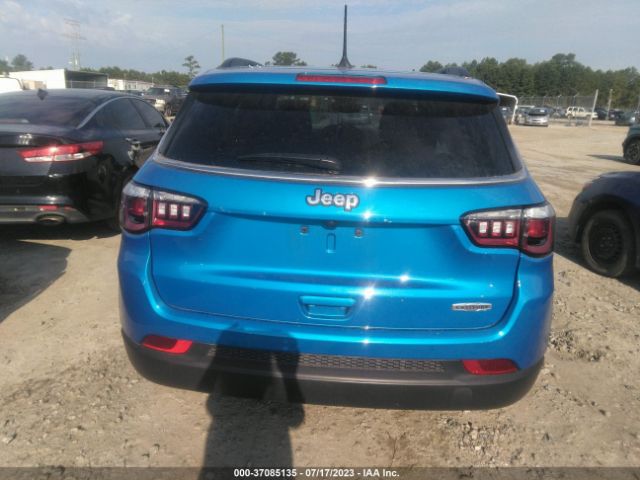 3C4NJCBBXNT225717 Jeep Compass Latitude