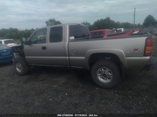 2002 GMC SIERRA 2500HD SLE VIN: 1GTHK29G62E290033