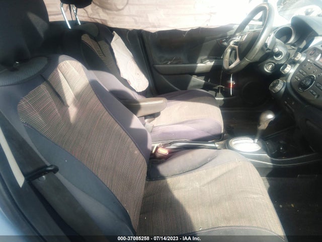 2009 HONDA FIT SPORT VIN: JHMGE884X9S048949