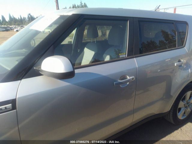 KNDJN2A28K7695162 KIA Soul Base