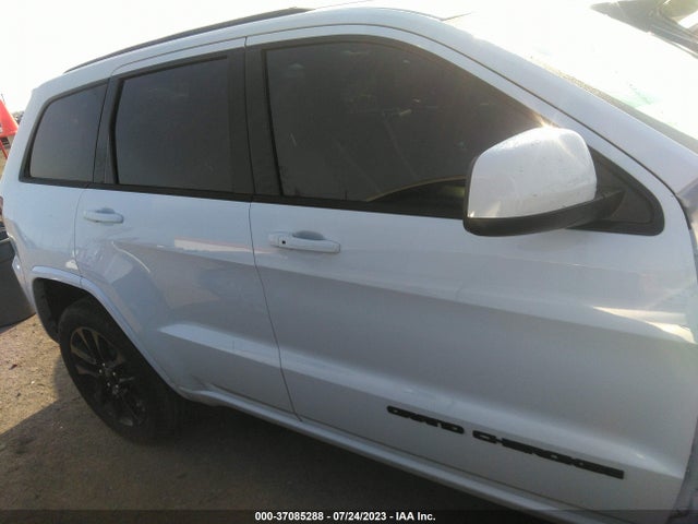 1C4RJFAG5MC674359 Jeep Grand Cherokee Laredo X