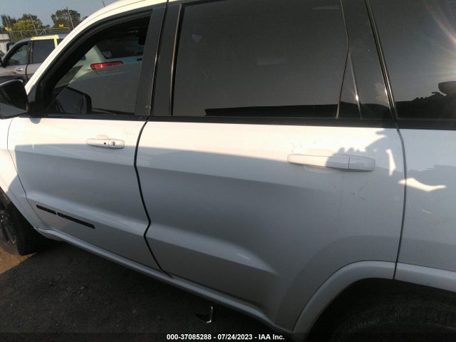 1C4RJFAG5MC674359 Jeep Grand Cherokee Laredo X