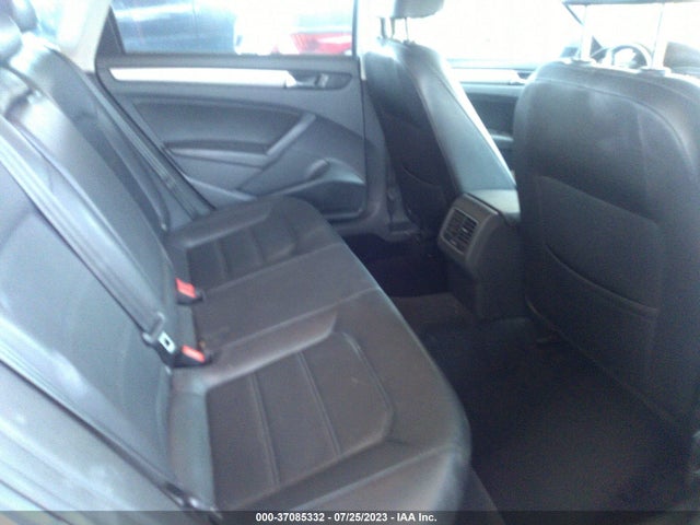 1VWBV7A33FC016094 Volkswagen Passat 2.0l Tdi Se W/sunroof