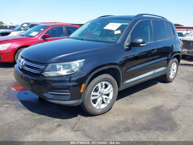 WVGAV7AXXFW614307 Volkswagen TIGUAN S