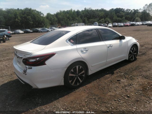 1N4AL3AP0JC107953 Nissan Altima 2.5 Sr