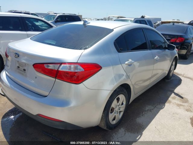 KNAFK4A60F5314769 KIA FORTE LX