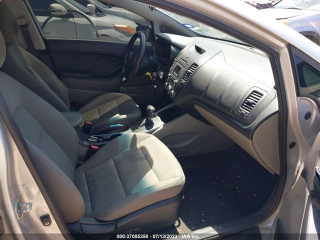 KNAFK4A60F5314769 KIA FORTE LX