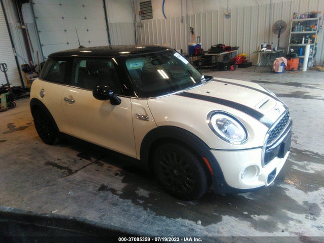 2018 Mini Cooper, VIN: WMWXP7C5XJ2A49125