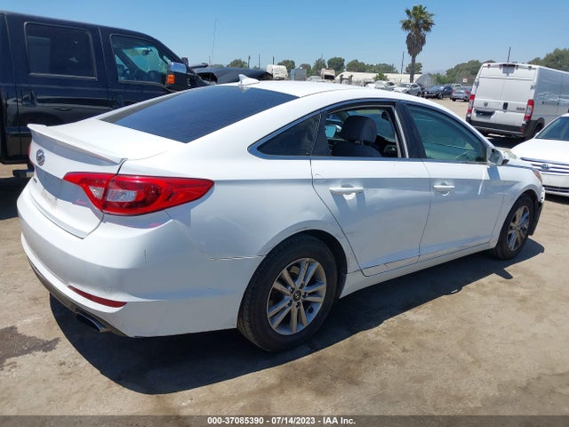 Hyundai SONATA SE 2017 5NPE24AF0HH559802 Image 4
