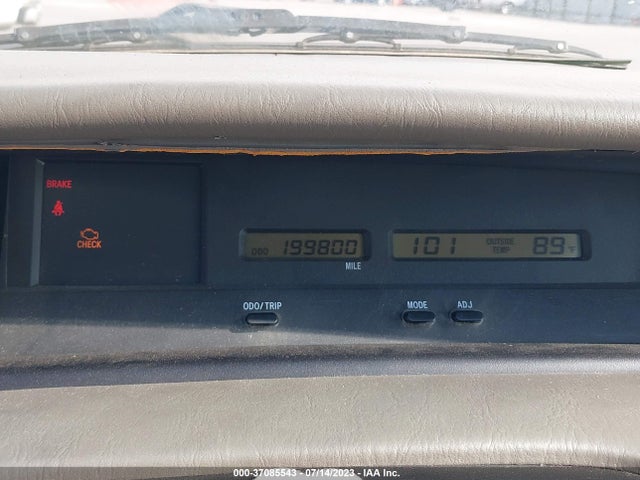2002 TOYOTA AVALON XL/XLS VIN: 4T1BF28B92U197038