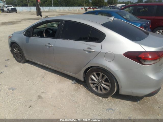 3KPFL4A79HE048071 KIA FORTE LX